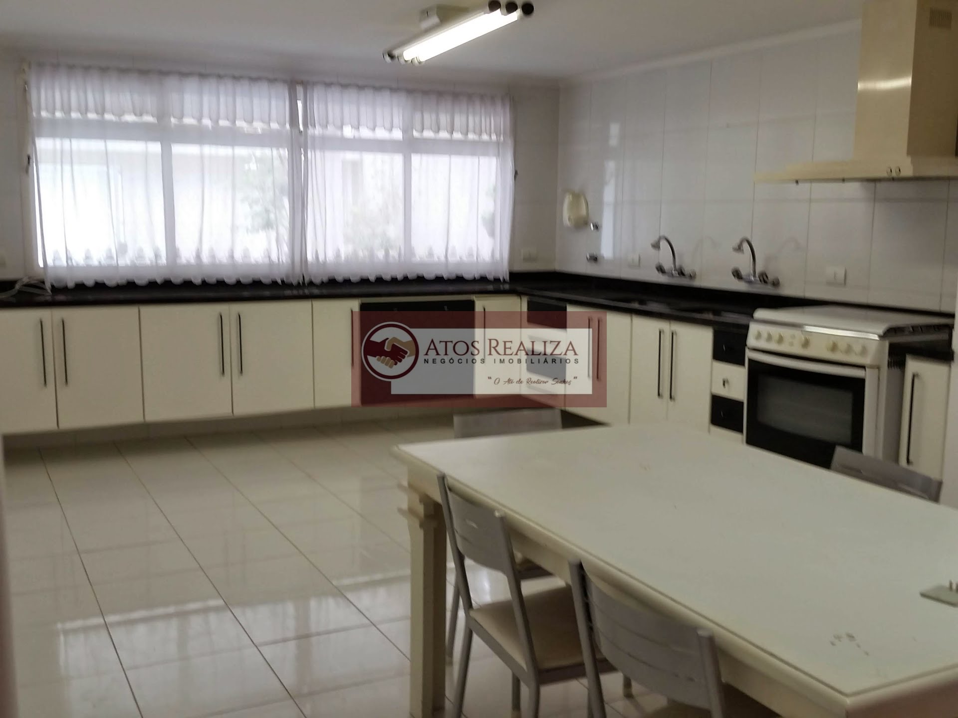 Casa para alugar com 4 quartos, 4 suítes, 6 vagas e 500m² no Jardim Marajoara, São Paulo (SP) — foto 18 de 30