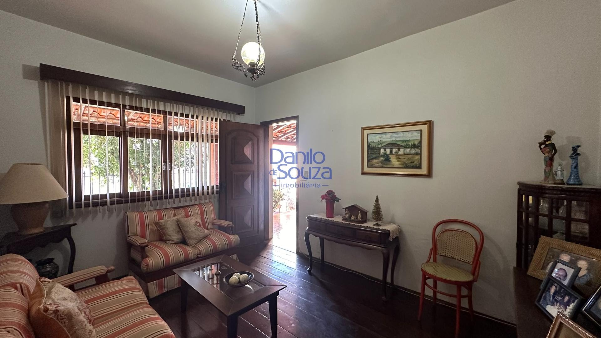Casa à venda com 4 quartos, 1 suíte, 1 vaga e 480m² no Centro, Araxá (MG) — foto 5 de 23