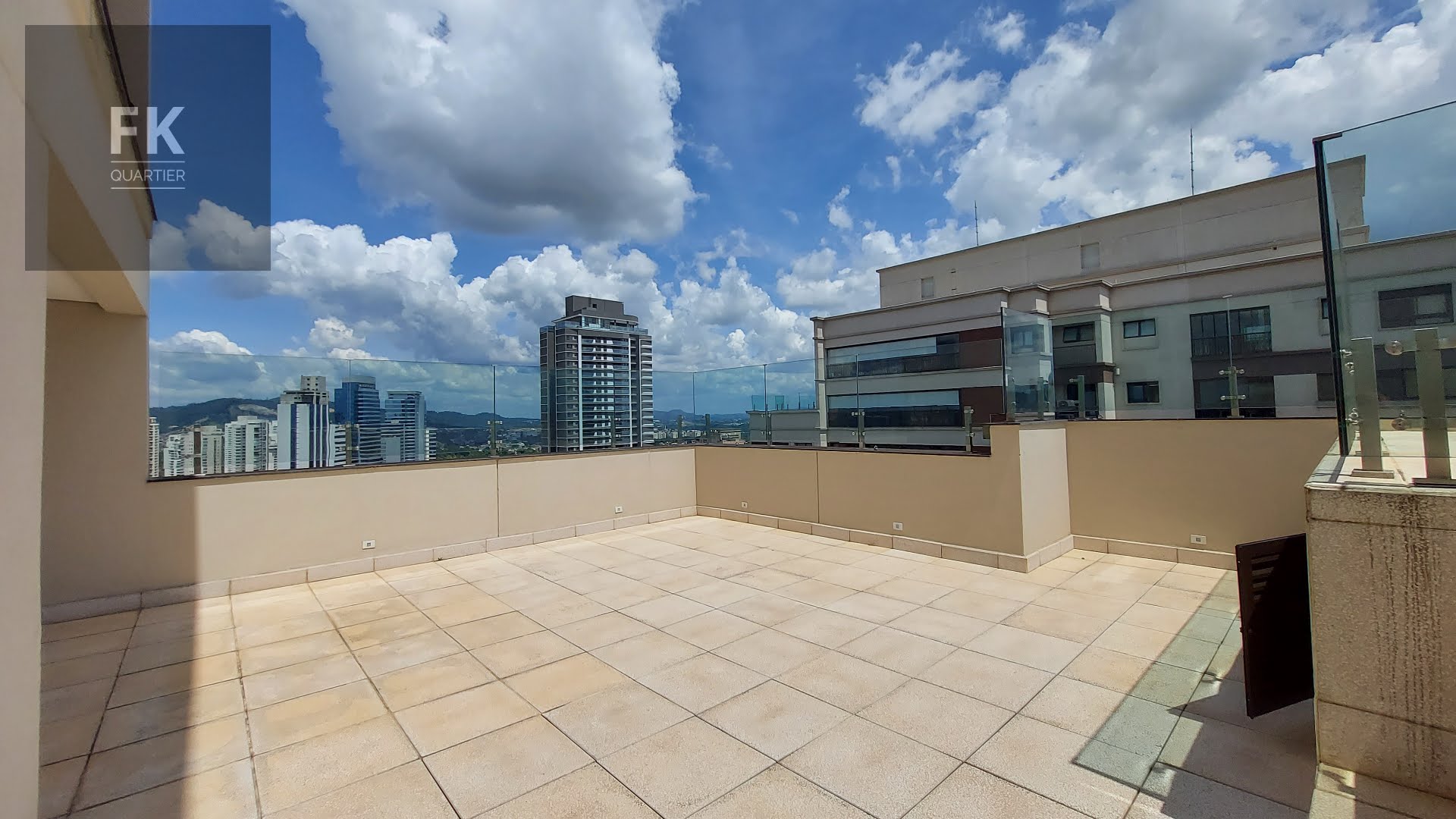 Cobertura à venda com 4 quartos, 4 suítes, 7 vagas e 708m² no Green Valley Alphaville, Barueri (SP) — foto 8 de 30