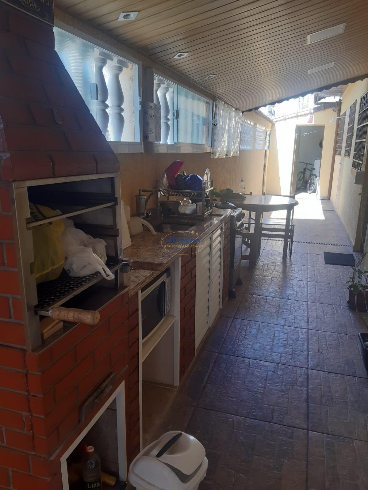 Casa à venda com 2 quartos, 1 suíte, 2 vagas e 83m² no Cidade Ocian, Praia Grande (SP) — foto 2 de 12