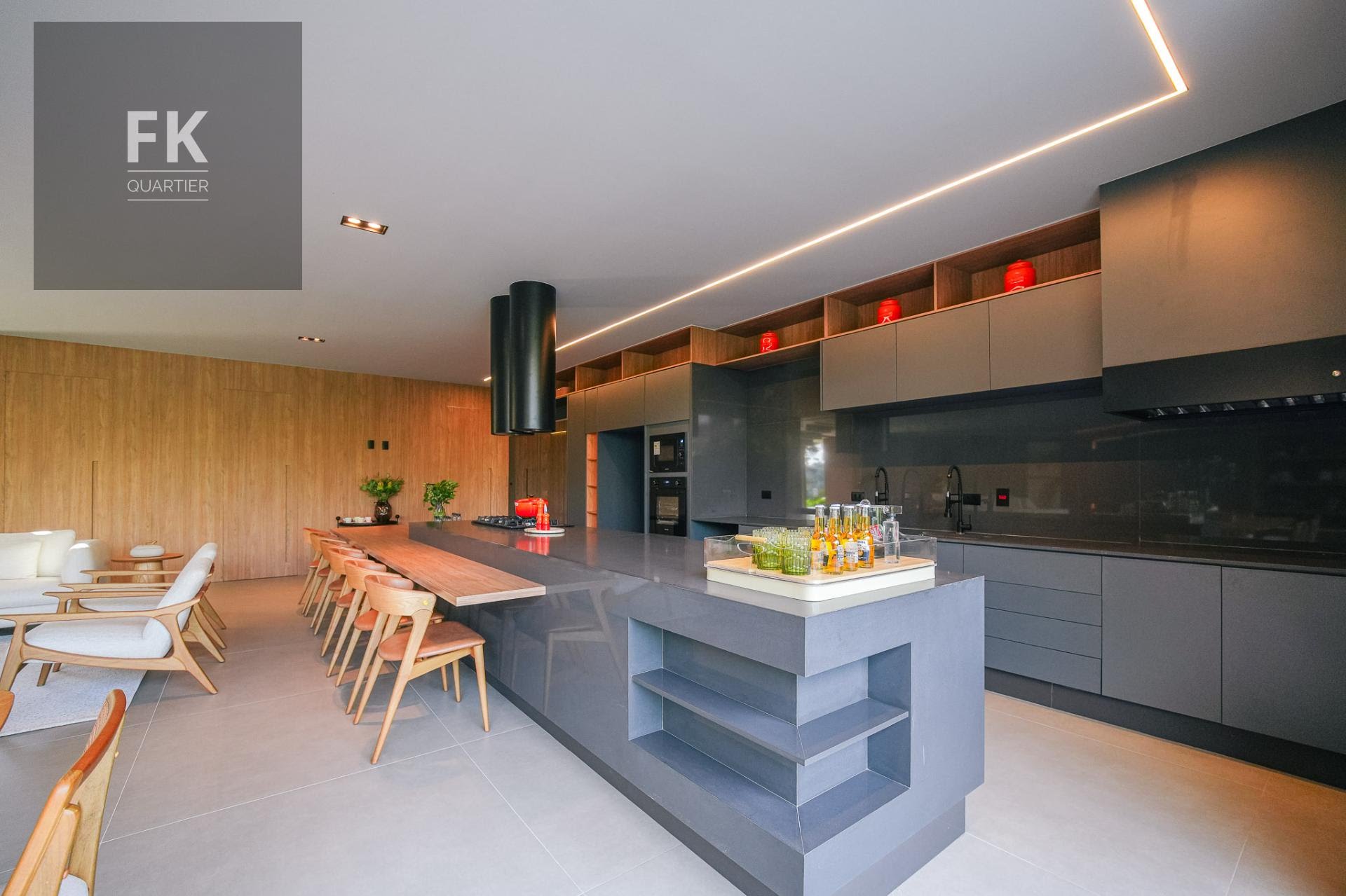Casa à venda com 4 quartos, 4 suítes, 4 vagas e 500m² no Alphaville, Santana de Parnaíba (SP) — foto 8 de 30