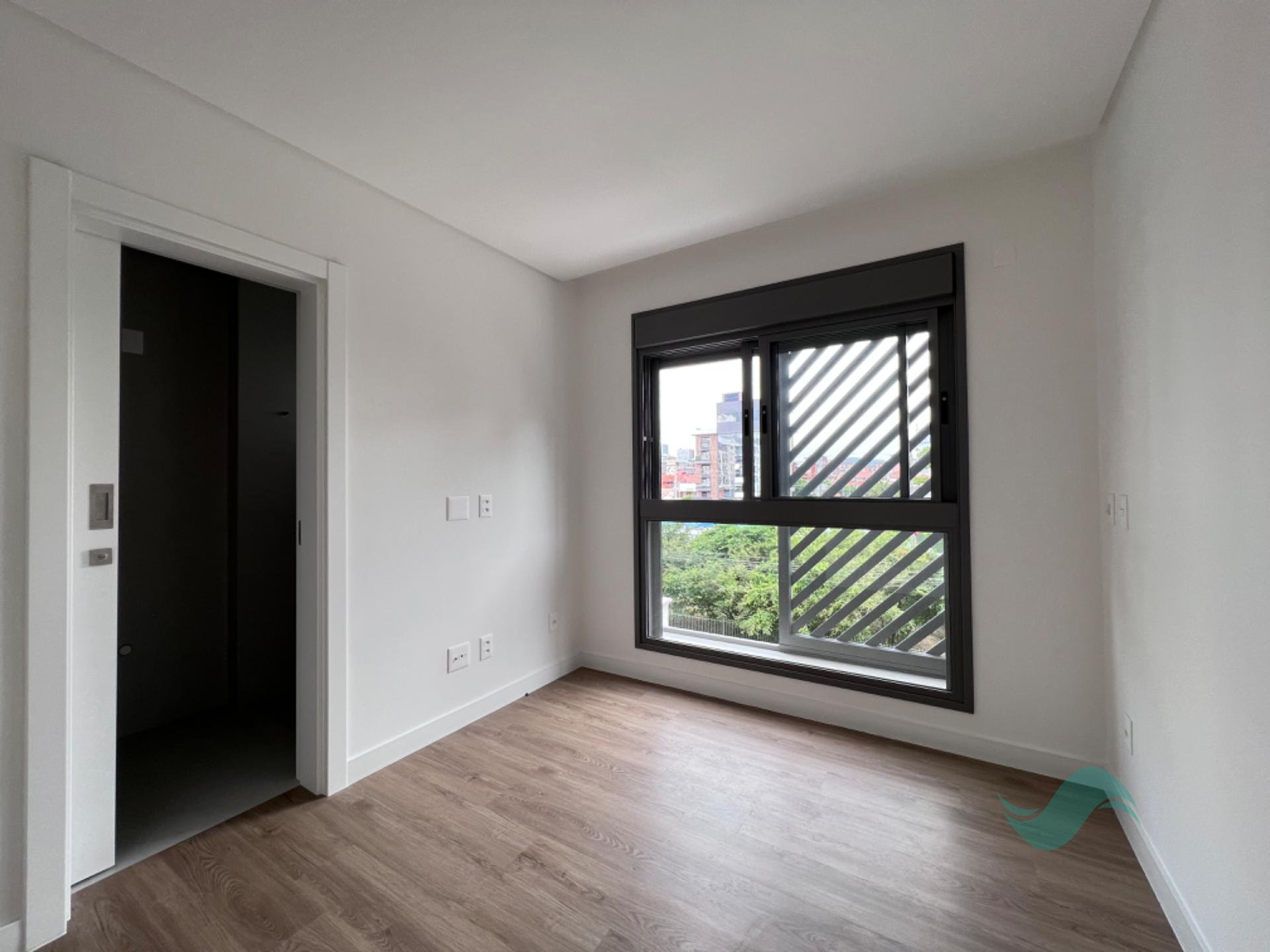 Apartamento à venda com 3 suítes, 2 vagas e 130m² no Jurerê, Florianópolis (SC) — foto 7 de 14
