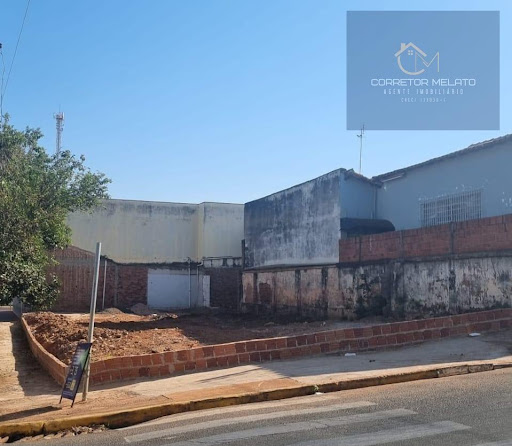 Lote / Terreno em Centro  -  Bariri