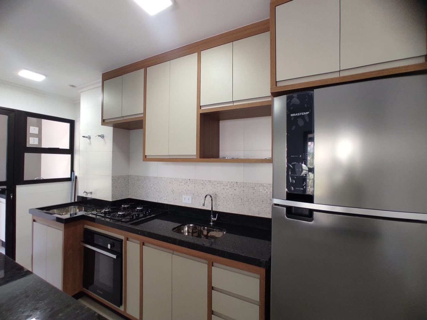 Apartamento à venda com 2 quartos, 3 banheiros, 2 vagas e 76m² no Itaguá, Ubatuba (SP) — foto 5 de 18