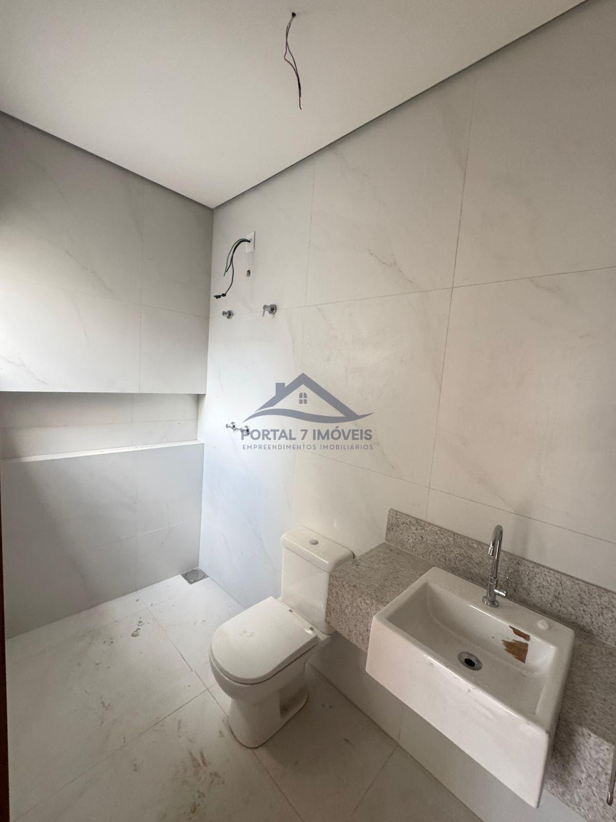 Casa à venda com 4 quartos, 1 suíte, 2 vagas e 97m² no Nossa Senhora das Gracas, Sete Lagoas (MG) — foto 8 de 13