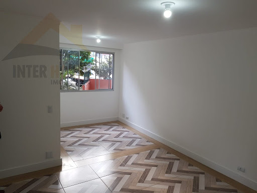 Apartamento em Jardim Celeste  -  São Paulo