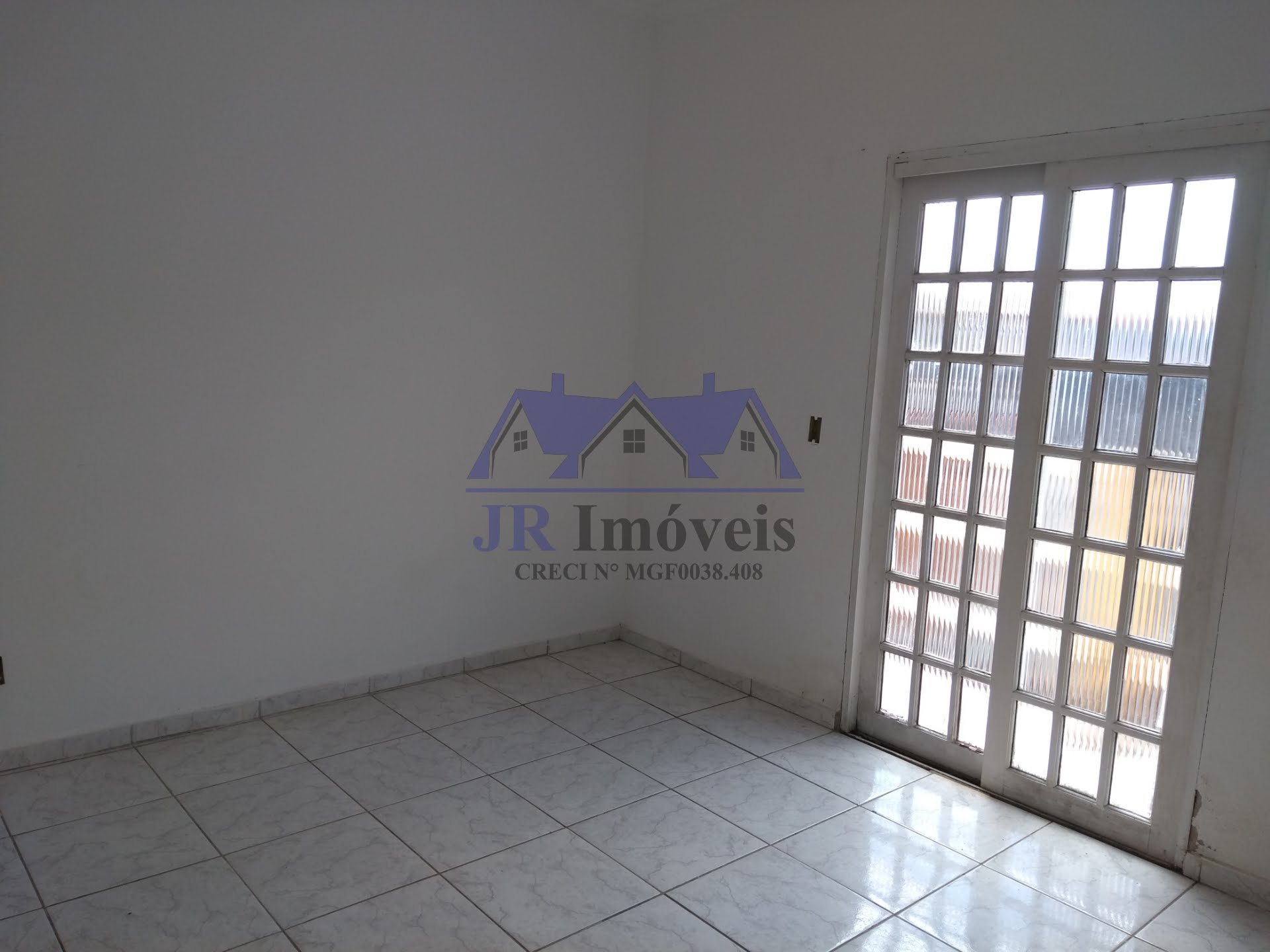 Casa à venda com 3 quartos, 2 banheiros, 2 vagas e 260m² no Jardim Beira Rio, Piranguinho (MG) — foto 11 de 25