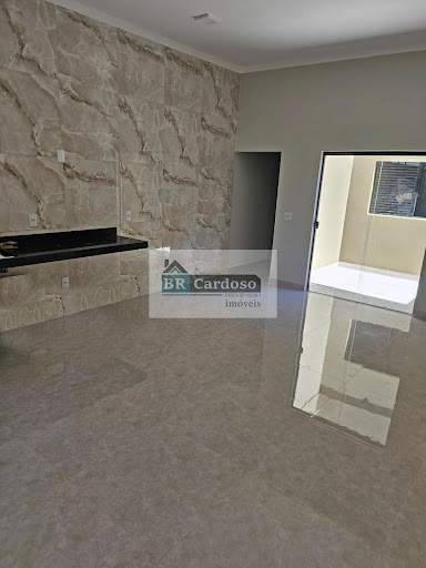 Casa 3 Quartos 1 Suite e Garagem Coberta em Res Nova Franca 