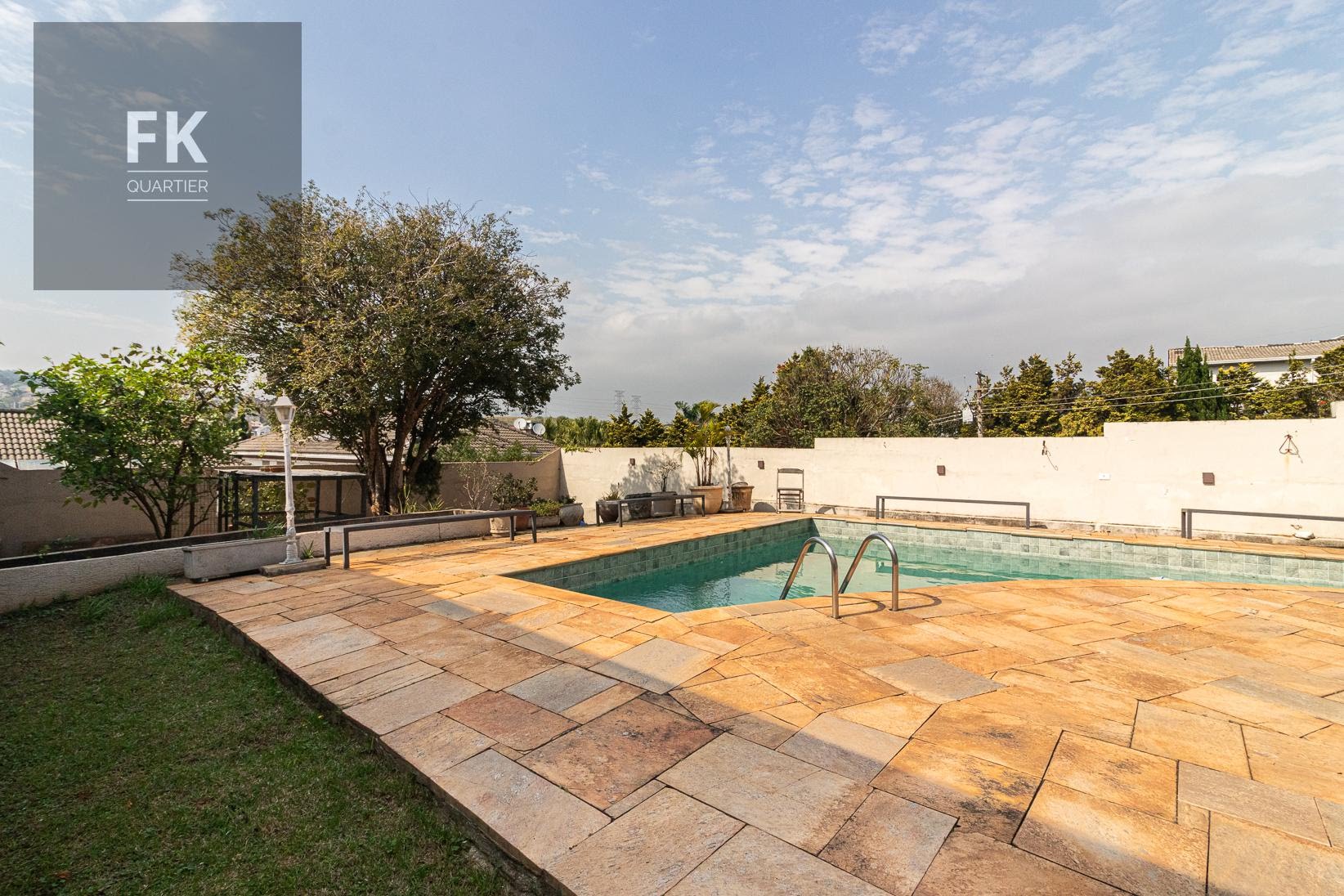 Casa à venda com 4 quartos, 4 suítes, 4 vagas e 398m² no Alphaville, Santana de Parnaíba (SP) — foto 3 de 30