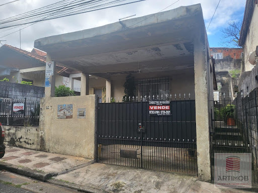 Casa em Super Quadra, São Paulo | 3 Dorms, 190m²