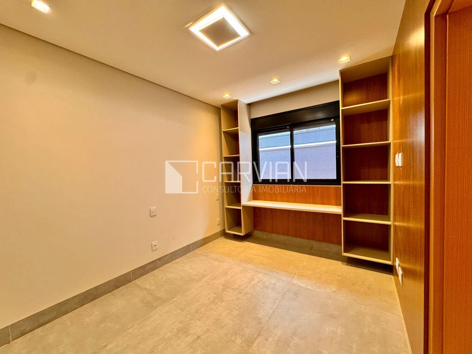 Casa à venda com 3 quartos, 3 suítes, 4 vagas e 229m² no Residencial Alto do Castelo, Ribeirão Preto (SP) — foto 14 de 29