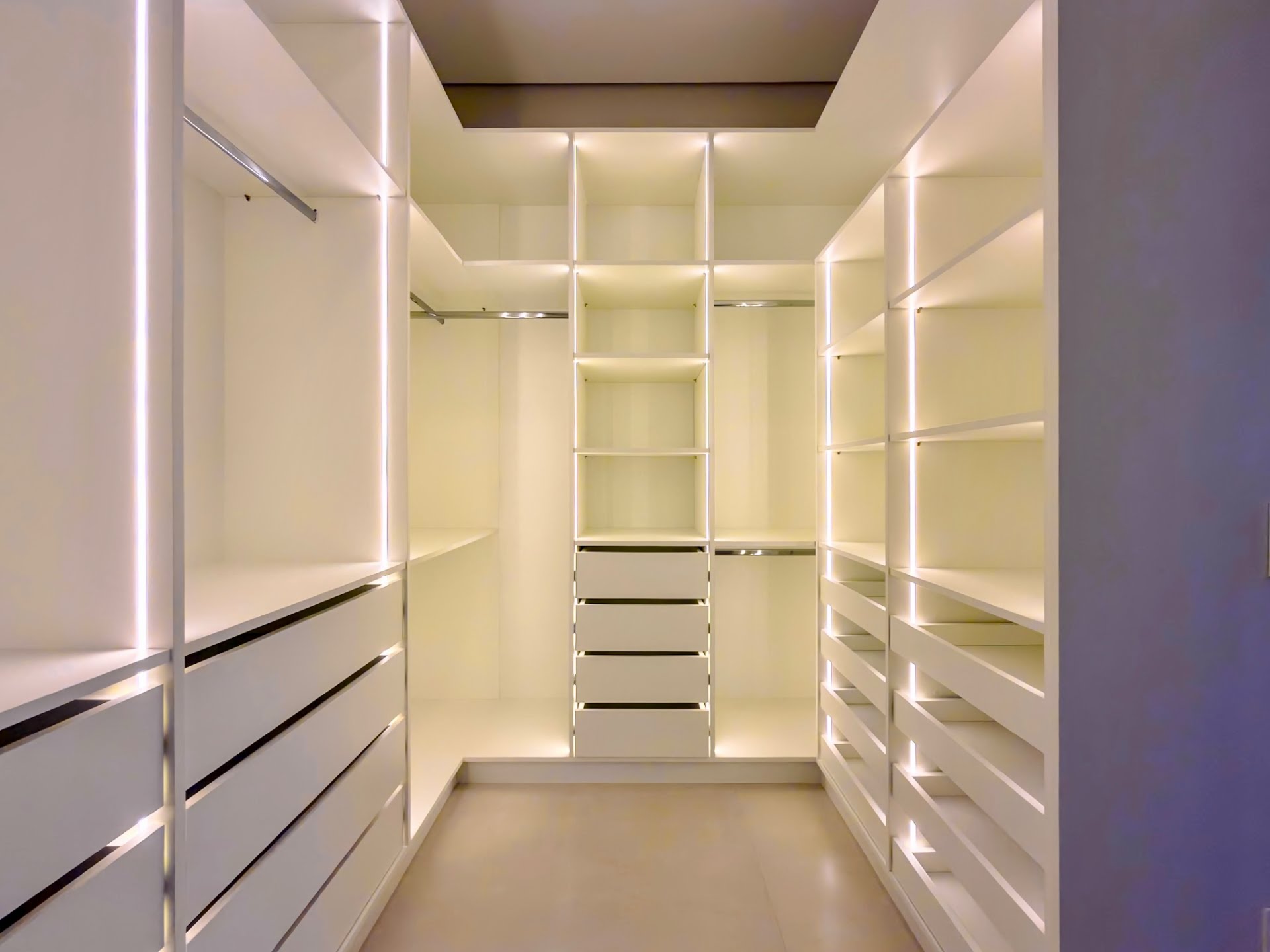 Casa à venda com 3 quartos, 3 suítes, 4 vagas e 193m² no Dona Maria Cândida, Indaiatuba (SP) — foto 21 de 30