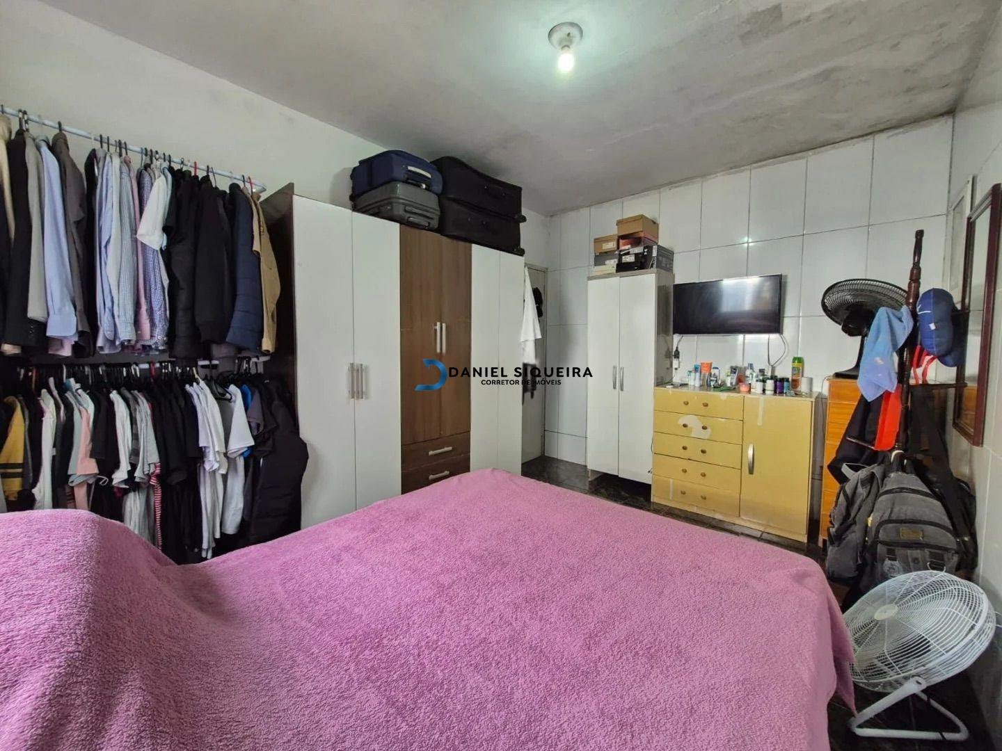 Casa à venda com 4 quartos, 2 banheiros, 4 vagas e 135m² no Centro, Biguaçu (SC) — foto 12 de 13