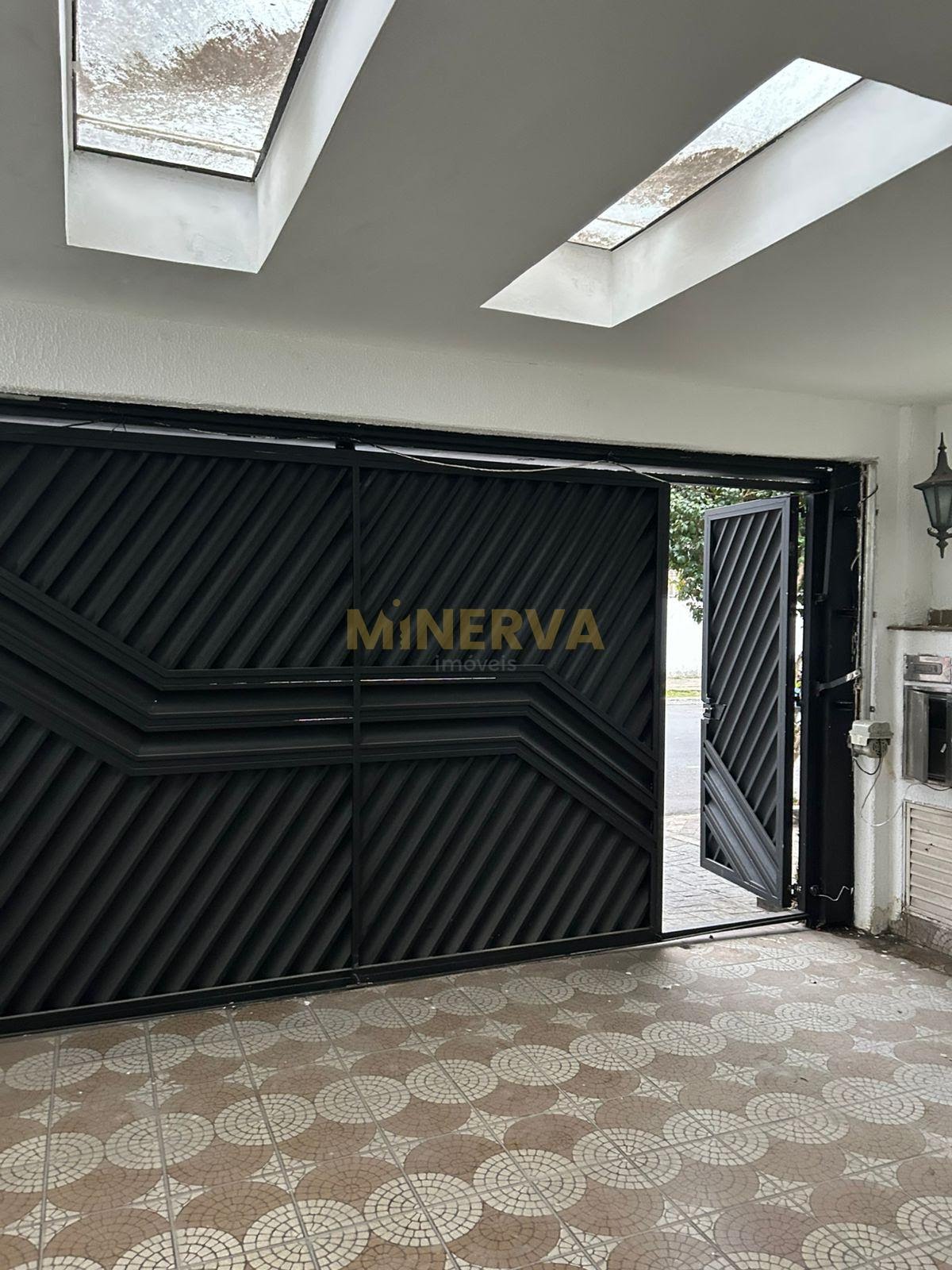 Casa à venda com 3 quartos, 1 suíte e 250m² no Parque São Jorge, São Paulo (SP) — foto 2 de 8