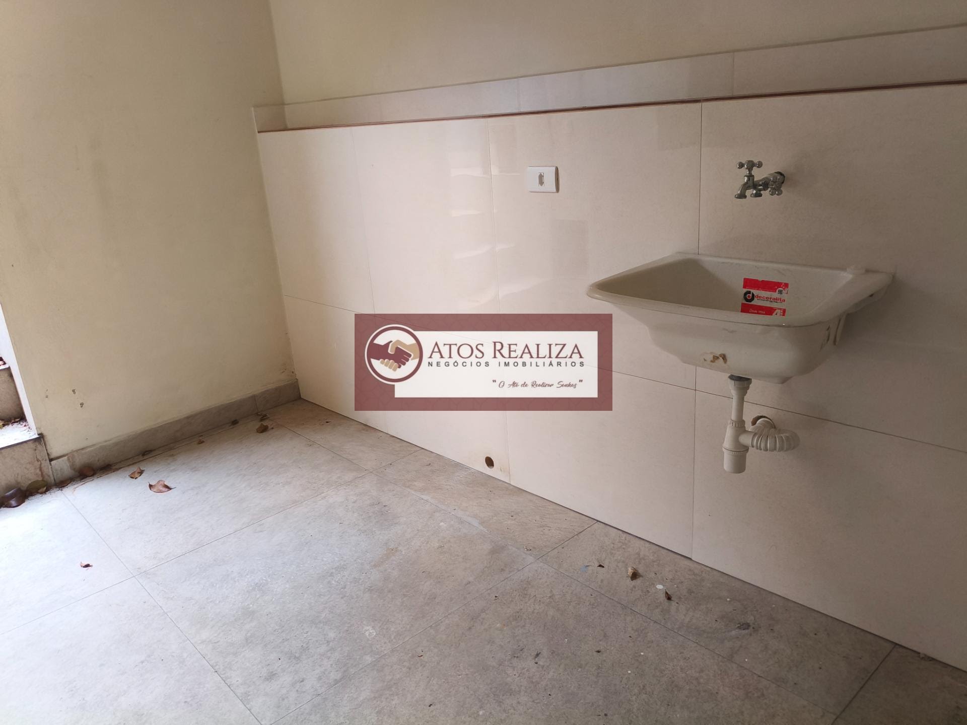 Casa para alugar com 3 quartos, 1 banheiro, 2 vagas e 80m² no Jardim das Imbuias, São Paulo (SP) — foto 9 de 30