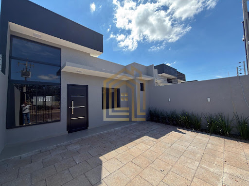 Casa à Venda no Paraíso Tropical, Cascavel, 2 Quartos, 84m²