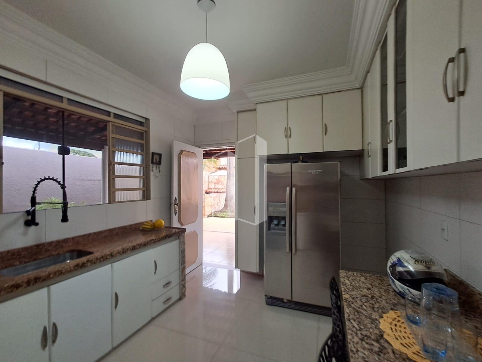 Casa à venda com 3 quartos, 2 suítes, 4 vagas e 280m² no Jardim Atlântico, Goiânia (GO) — foto 10 de 22