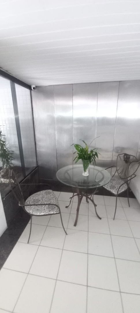 Apartamento à venda com 4 quartos, 1 suíte, 2 vagas e 180m² no Espinheiro, Recife (PE) — foto 19 de 27