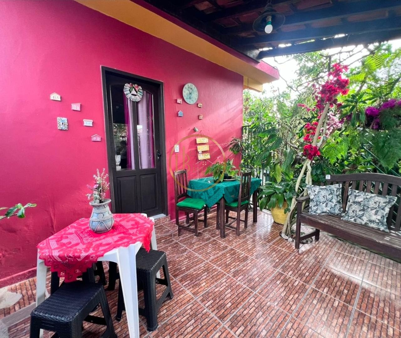 Casa à venda com 5 quartos, 2 suítes e 250m² no Itaperapuan, Porto Seguro (BA) — foto 9 de 15
