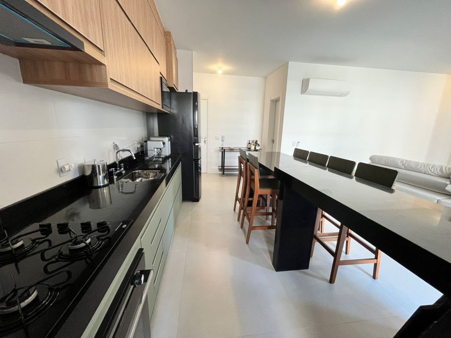 Apartamento à venda com 2 quartos, 2 banheiros, 2 vagas e 84m² no Enseada, Ubatuba (SP) — foto 11 de 21