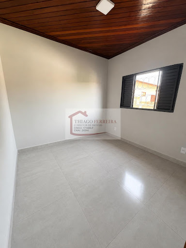 Casa em Jardim Lagoinha  -  Santa Rita do Passa Quatro