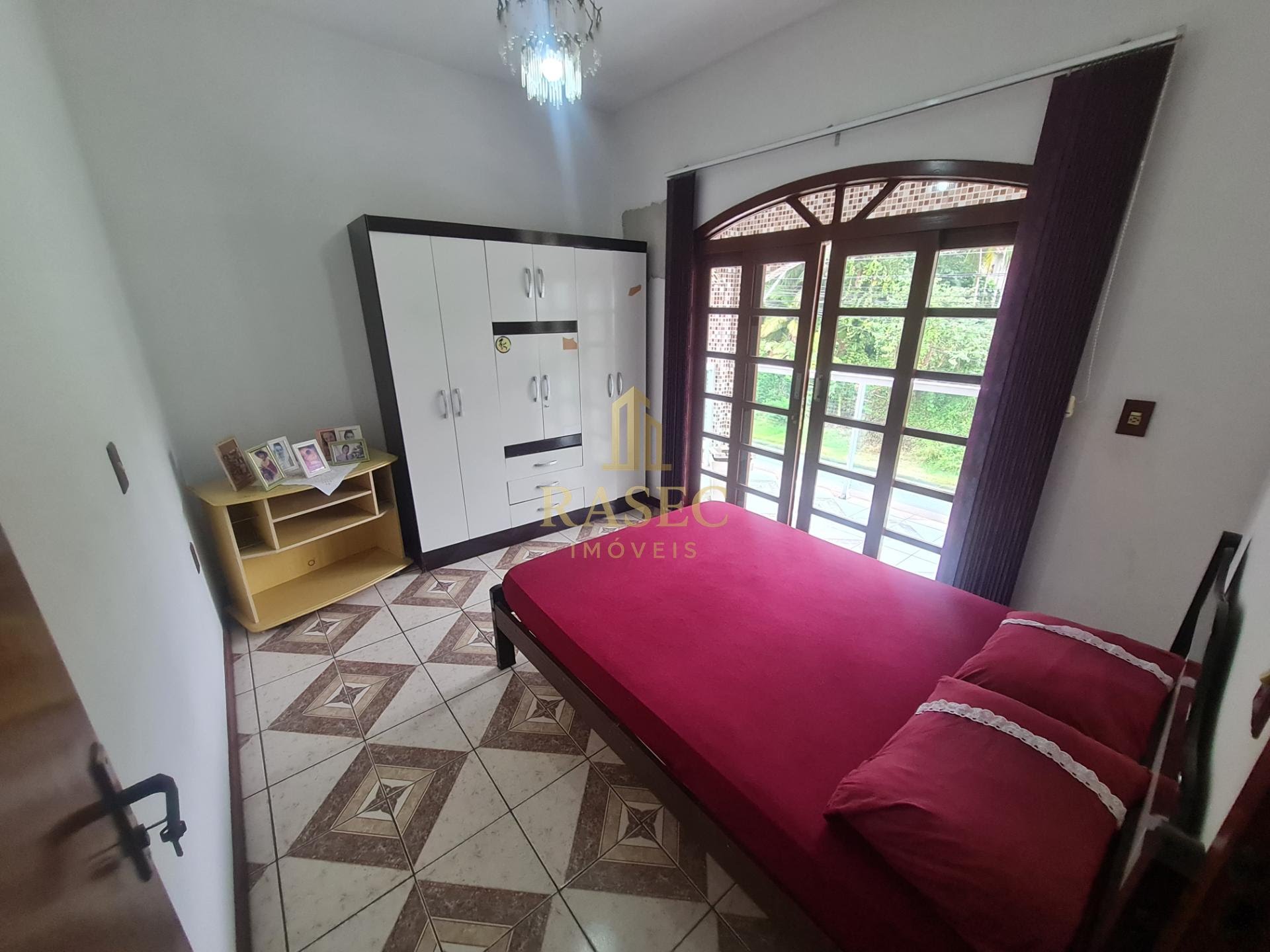 Casa à venda com 5 quartos, 2 banheiros, 2 vagas e 750m² no Paquetá, Brusque (SC) — foto 18 de 24