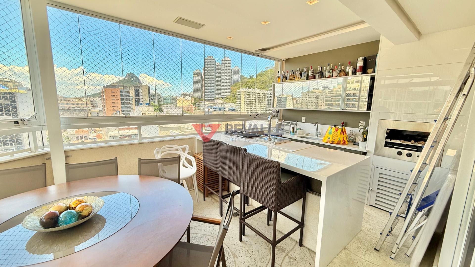 Cobertura à venda com 4 quartos, 2 suítes, 2 vagas e 210m² no Botafogo, Rio de Janeiro (RJ) — foto 7 de 30