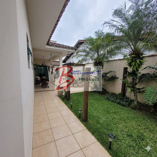 Casa em Jardim Valeri  -  Registro