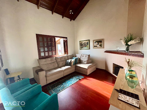 Casa à Venda em Jardim das Avenidas, Araranguá | 208m²