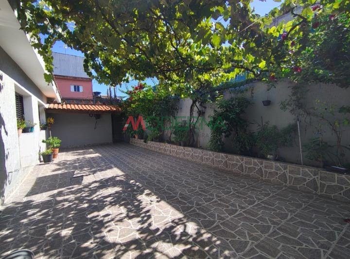 Casa à venda com 4 quartos, 1 suíte, 2 vagas e 208m² no Piraporinha, Diadema (SP) — foto 30 de 30