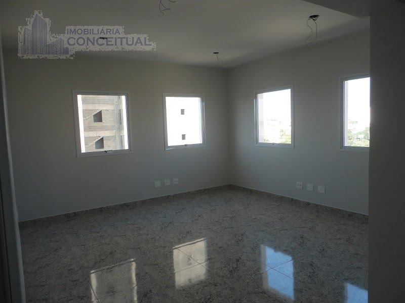 Sala 3 com Banheiro