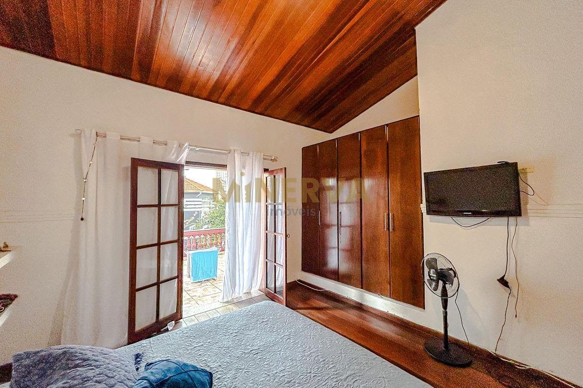 Casa à venda com 4 quartos, 3 banheiros, 2 vagas e 220m² no Parque São Jorge, São Paulo (SP) — foto 12 de 30
