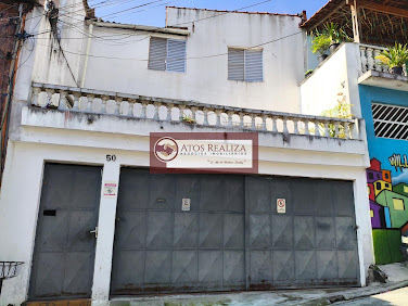 Imóvel com Várias Casas à Venda em Cidade Domitila, SP