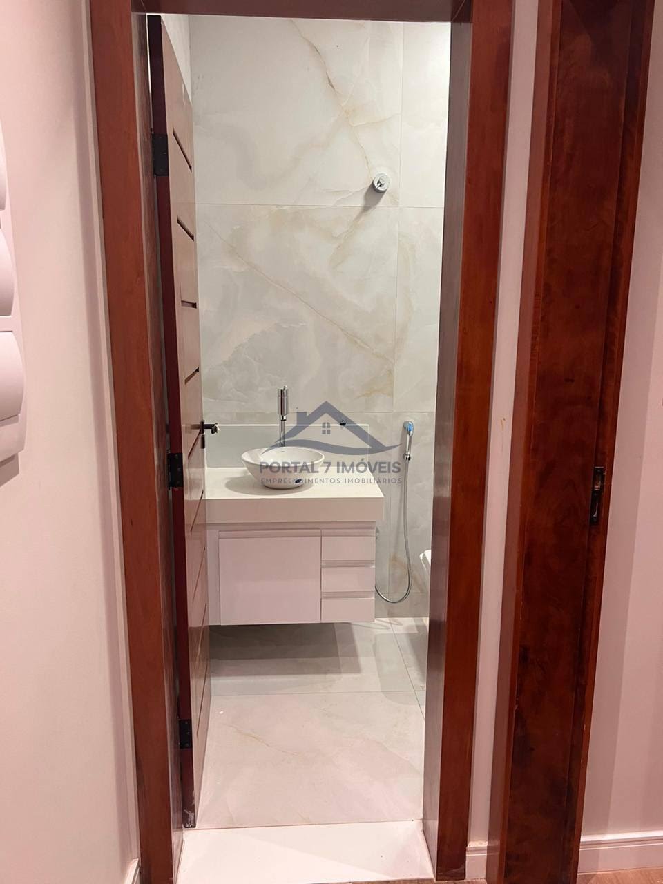 Casa à venda com 3 quartos, 1 suíte, 4 vagas e 180m² no Flórida, Sete Lagoas (MG) — foto 25 de 30