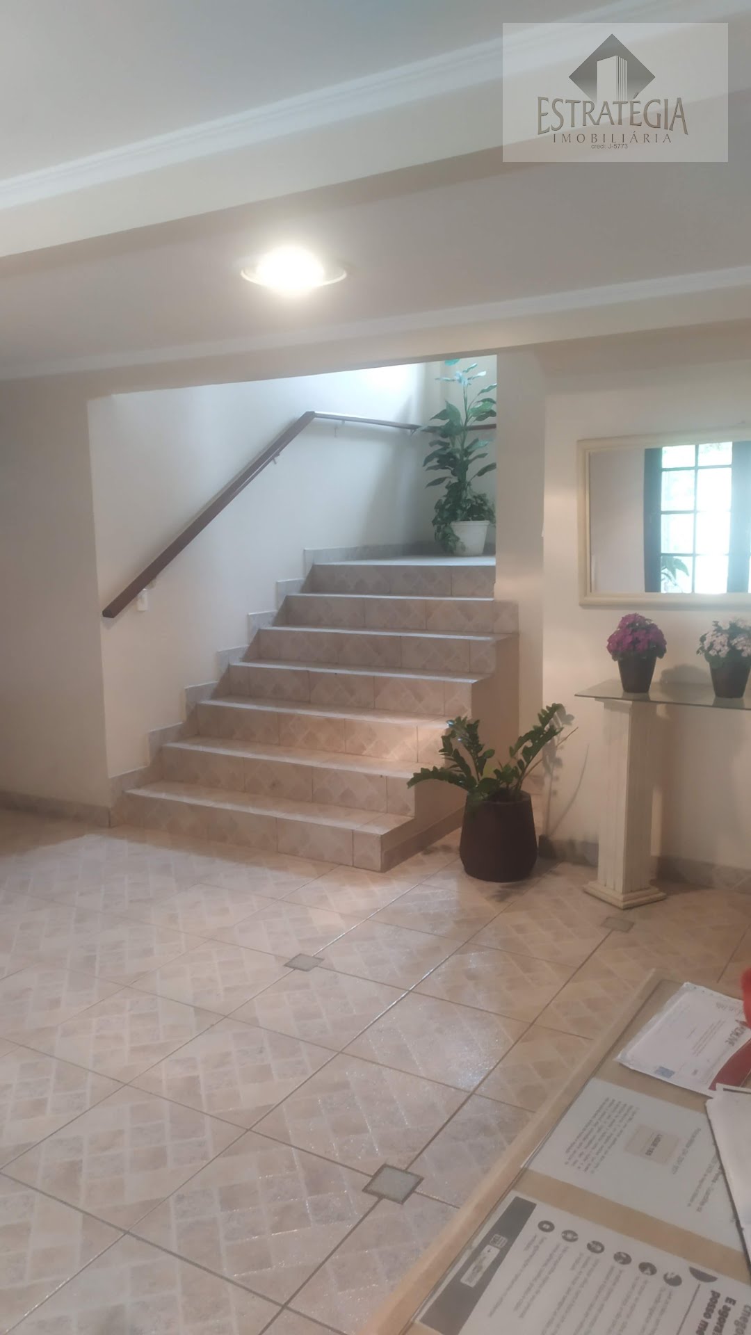 Apartamento à venda com 2 quartos, 1 suíte, 1 vaga e 70m² no Quitandinha, Petrópolis (RJ) — foto 10 de 26