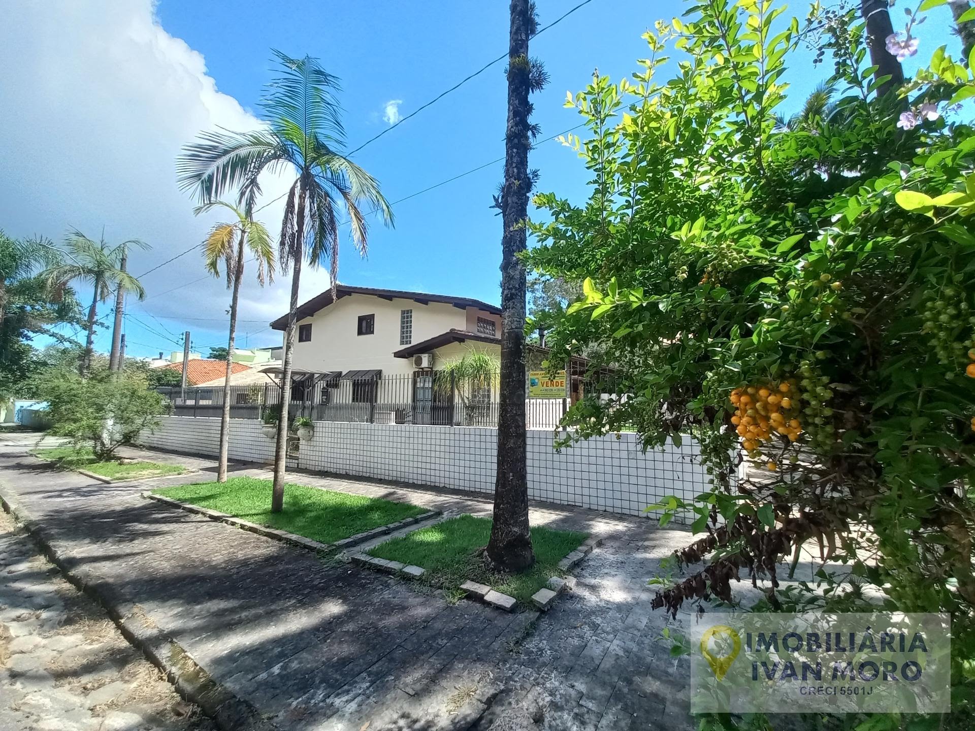 Casa à venda com 5 quartos, 2 suítes, 4 vagas e 219m² no Daniela, Florianópolis (SC) — foto 16 de 30