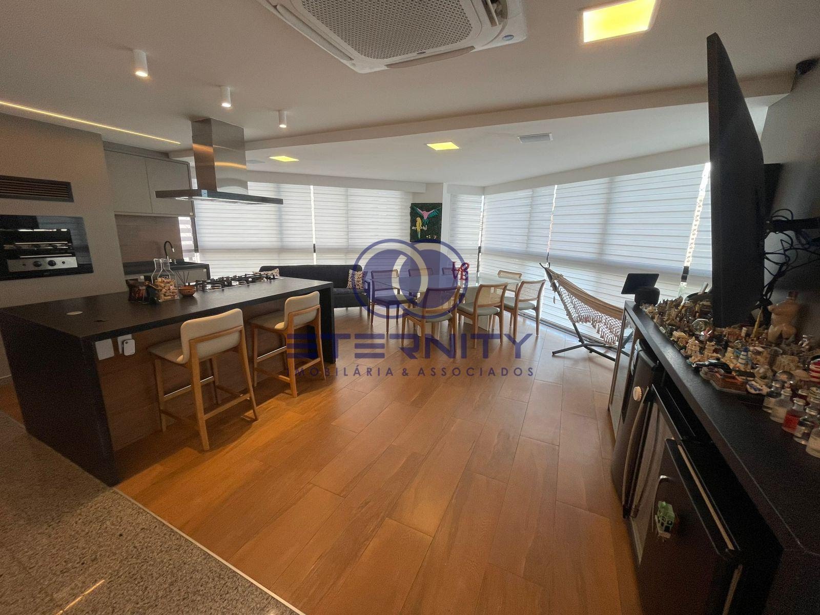 Apartamento à venda com 4 quartos, 6 banheiros, 4 vagas e 335m² no Jaqueira, Recife — foto principal