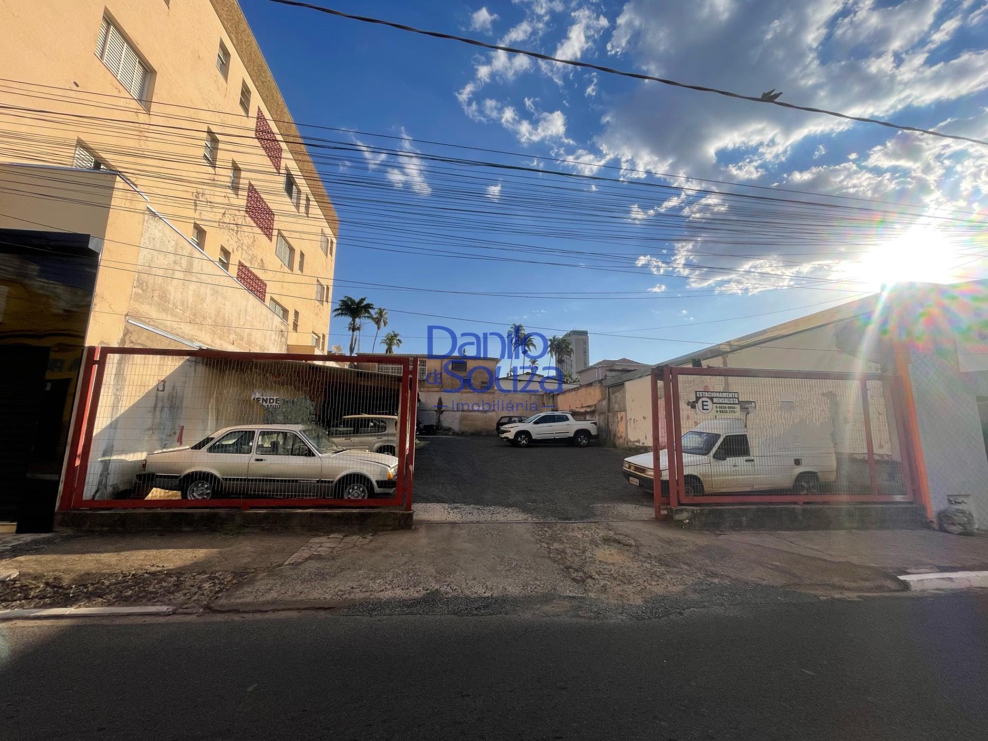 Terreno à venda com 324m² de terreno no Centro, Araxá (MG) — foto 2 de 2