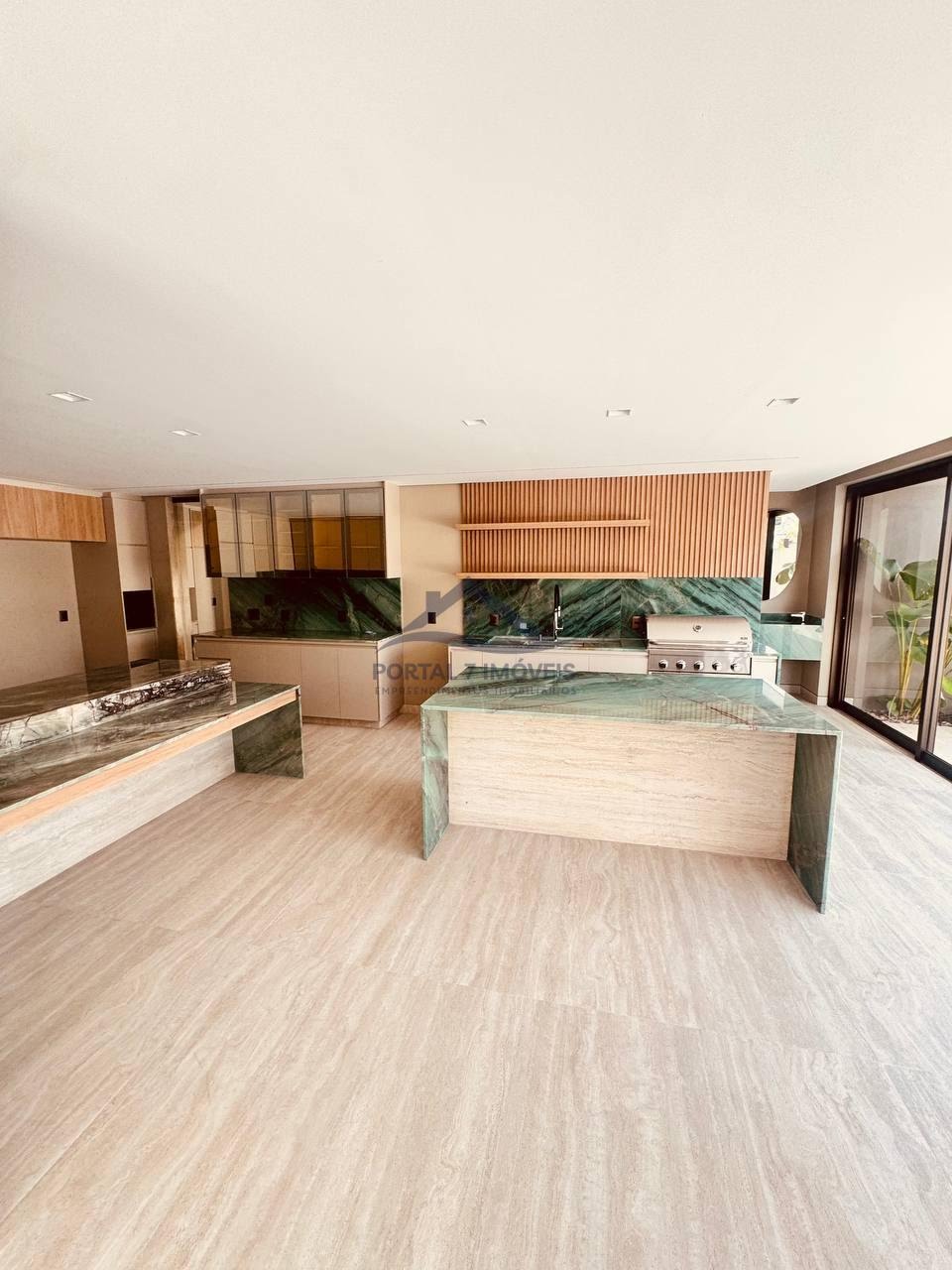 Casa à venda com 1 quarto, 3 suítes, 3 vagas e 350m² no Residencial Veredas, Sete Lagoas (MG) — foto 15 de 30
