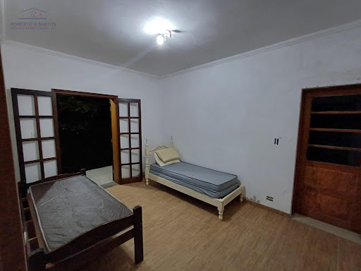 Dormitório 01