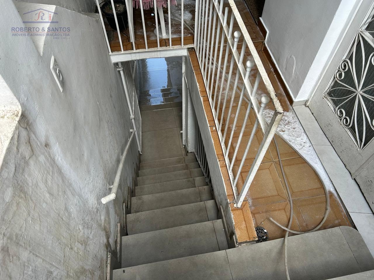 Escadas de acesso