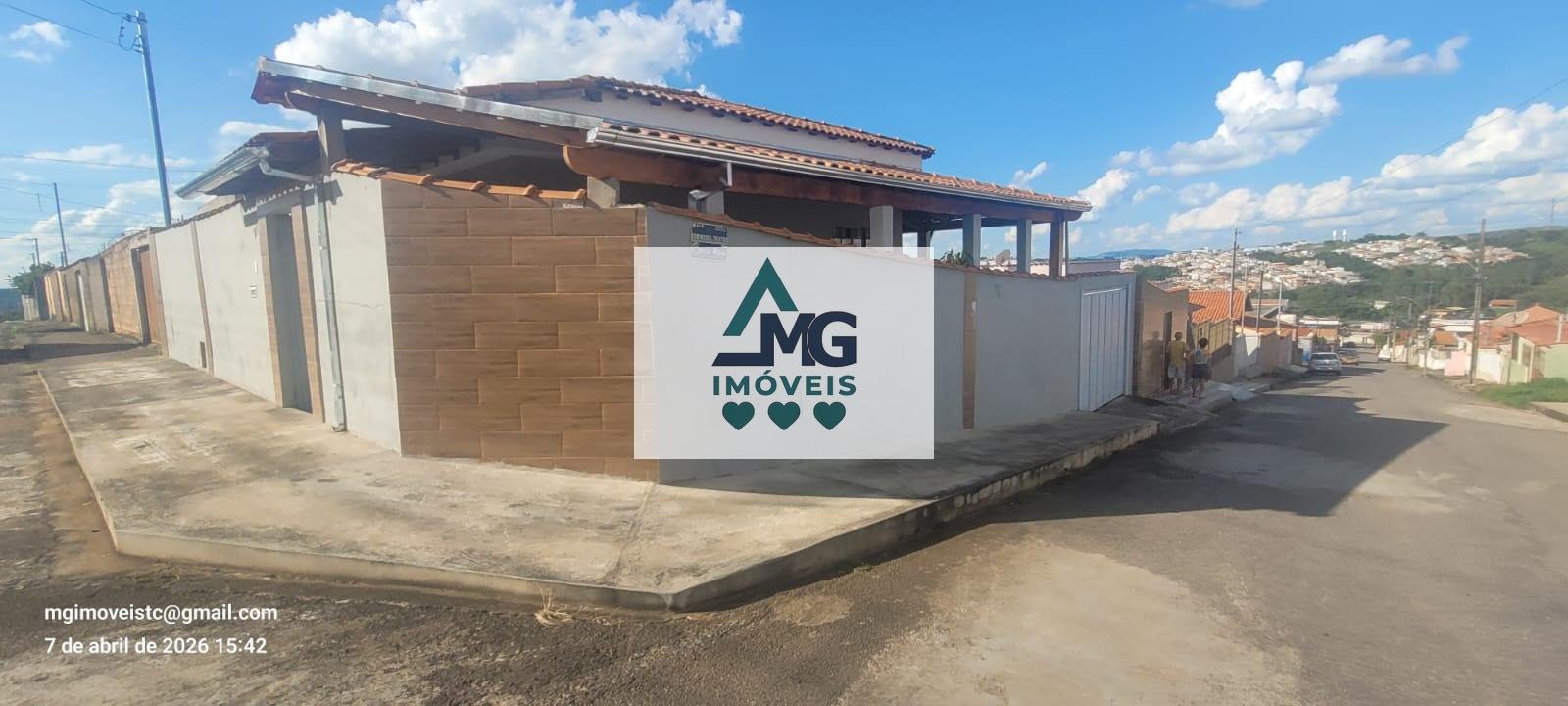 Casa à venda com 3 quartos, 1 banheiro, 2 vagas e 208m² no Vila Santo Afonso, Três Corações — foto principal