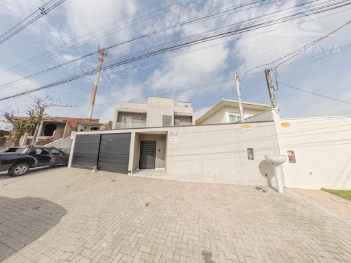 Casa Alto Padrão Bom Retiro: Conforto e Sofisticação 273m²