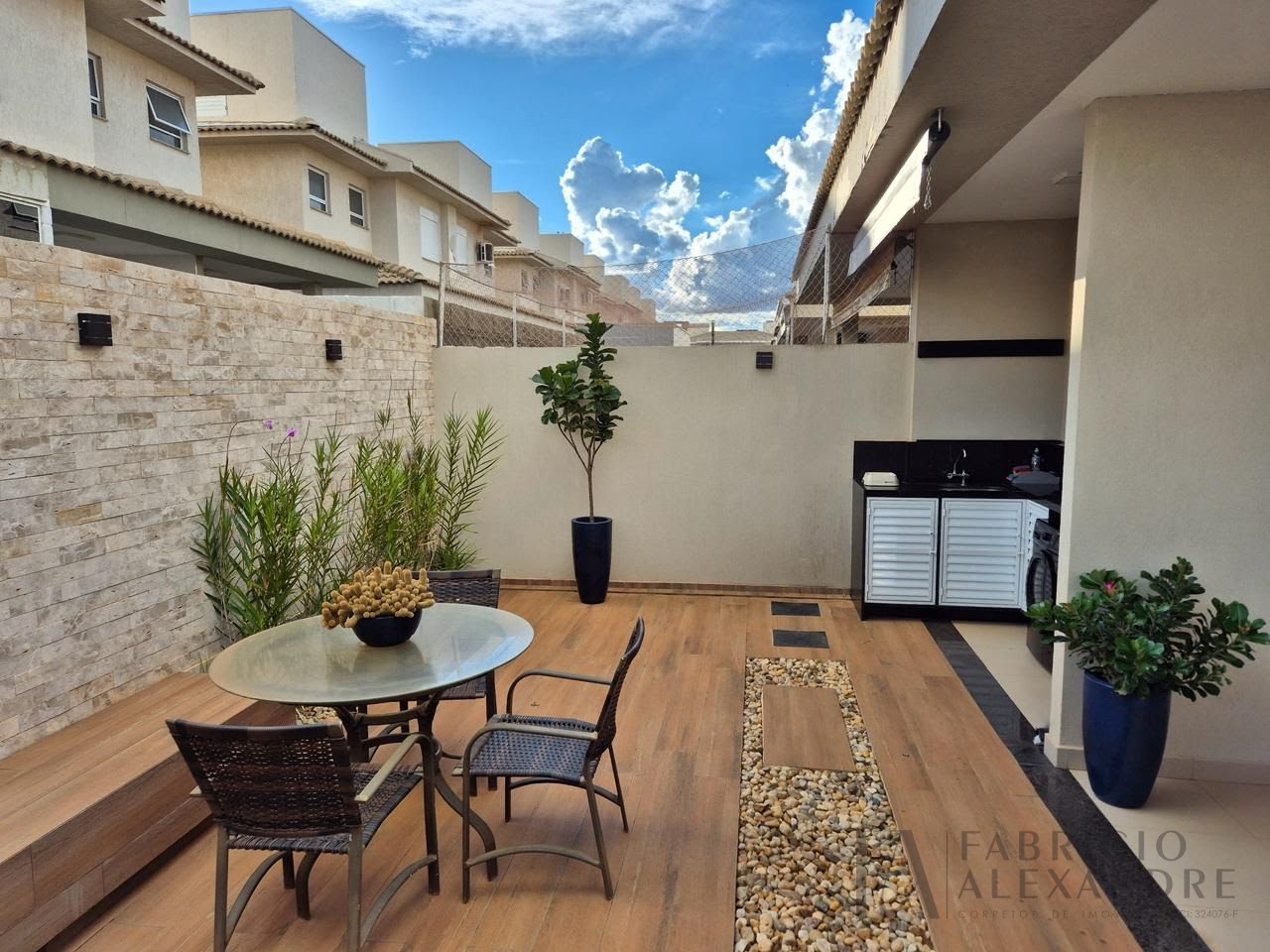 Casa à venda com 3 quartos, 1 suíte, 2 vagas e 93m² no Parque Lombardia, São José do Rio Preto (SP) — foto 21 de 22