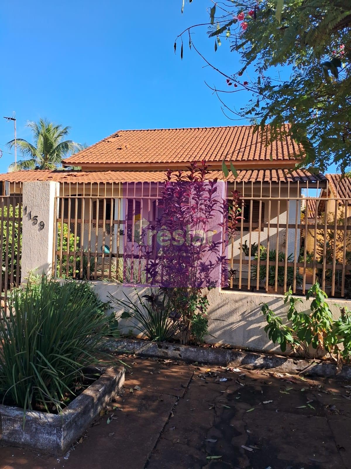 Casa à venda com 3 quartos, 2 banheiros, 1 vaga e 600m² no Jardim Alvorada, Três Lagoas — foto principal