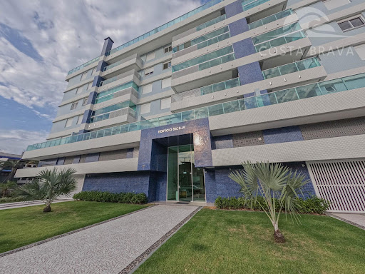 Cobertura Duplex com Piscina e Vista Deslumbrante em Caiobá