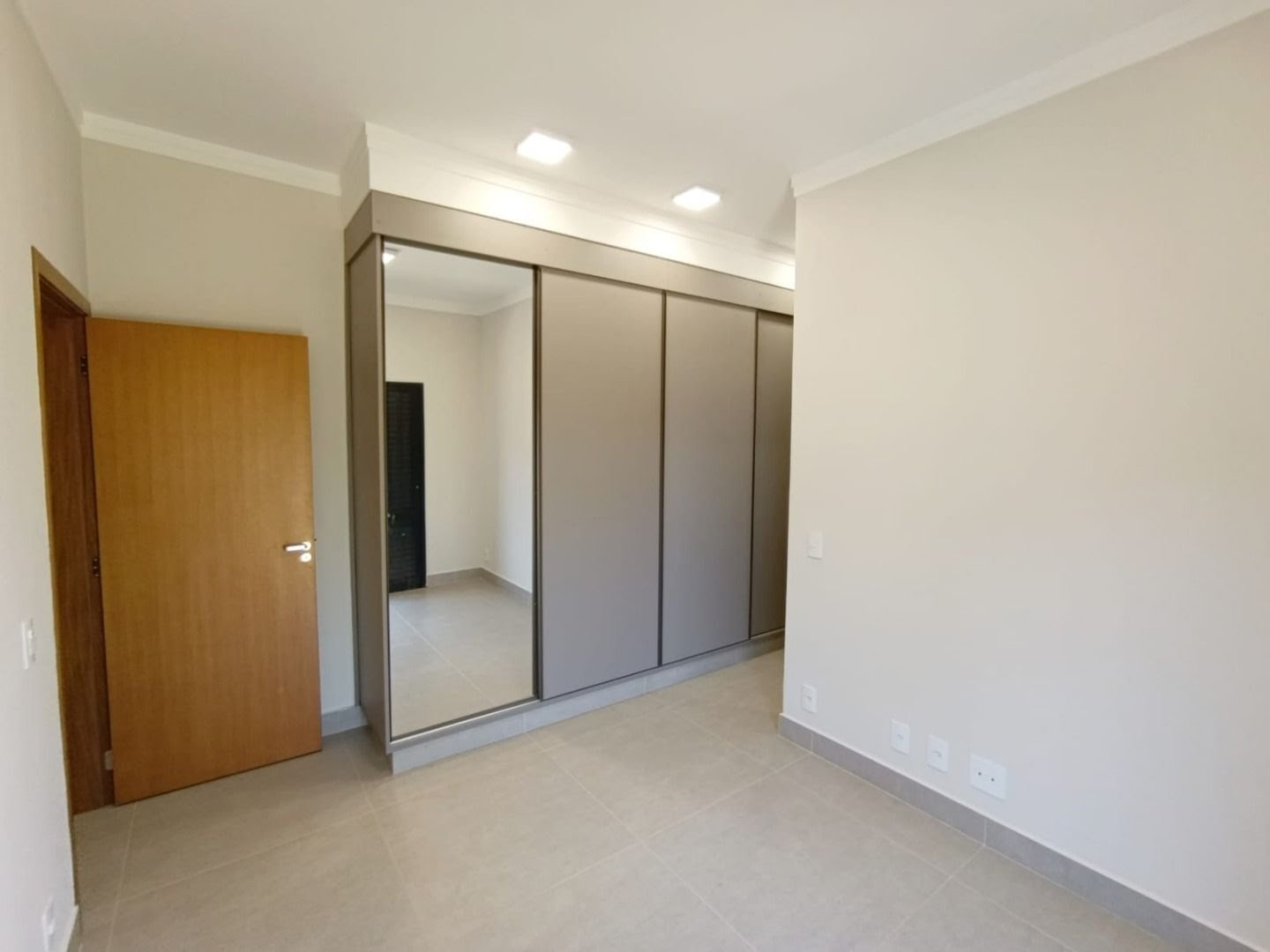 Casa à venda com 3 quartos, 3 suítes, 4 vagas e 180m² no Jardim Santa Cecília, Ribeirão Preto (SP) — foto 19 de 30