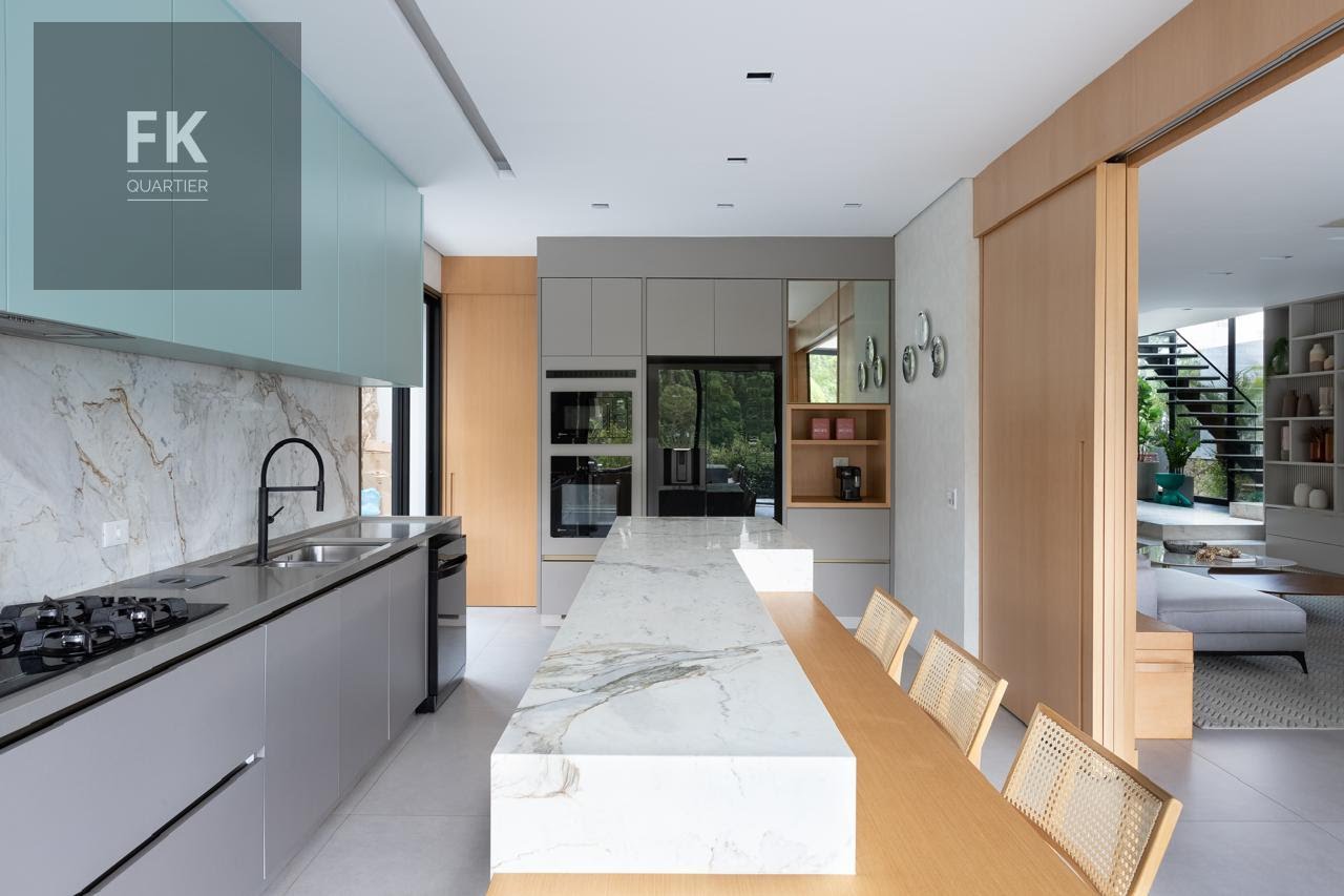 Casa à venda com 4 quartos, 4 suítes, 4 vagas e 415m² no Tamboré, Barueri (SP) — foto 6 de 22