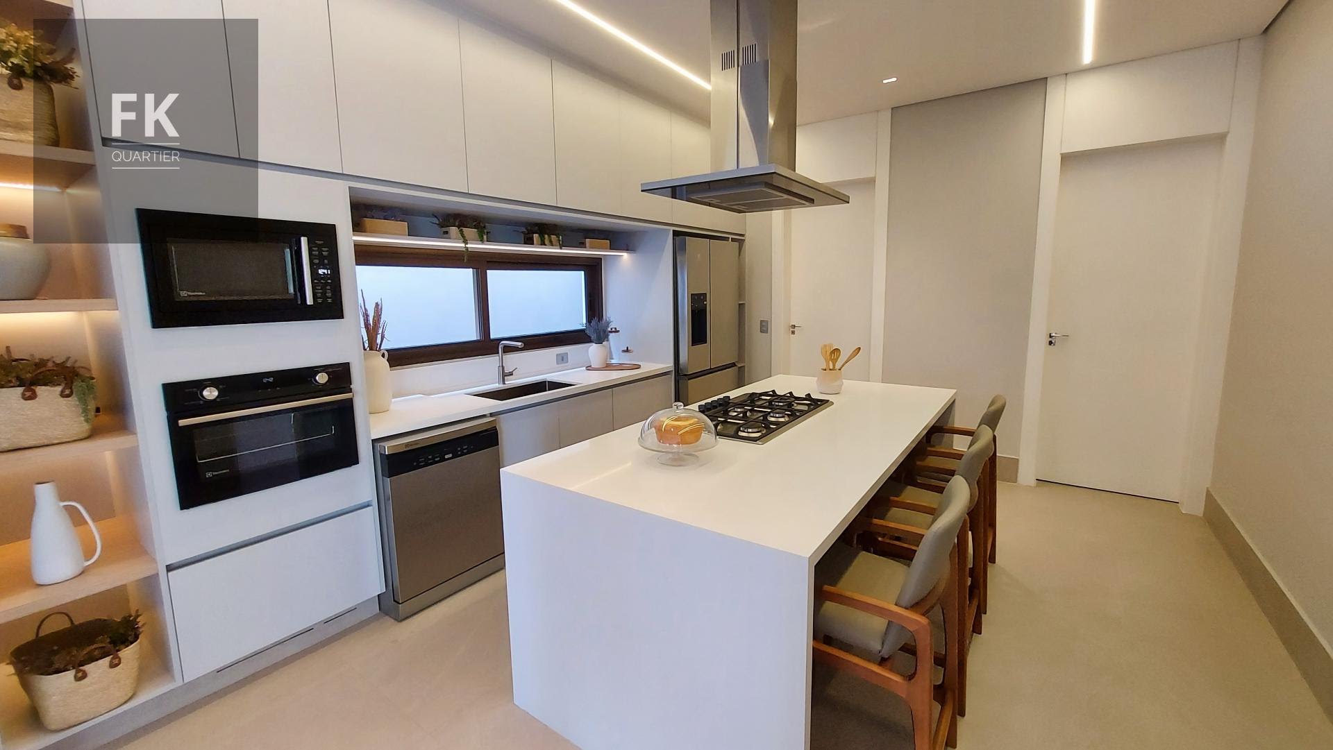 Casa à venda com 4 quartos, 4 suítes, 4 vagas e 540m² no Tamboré, Barueri (SP) — foto 13 de 30