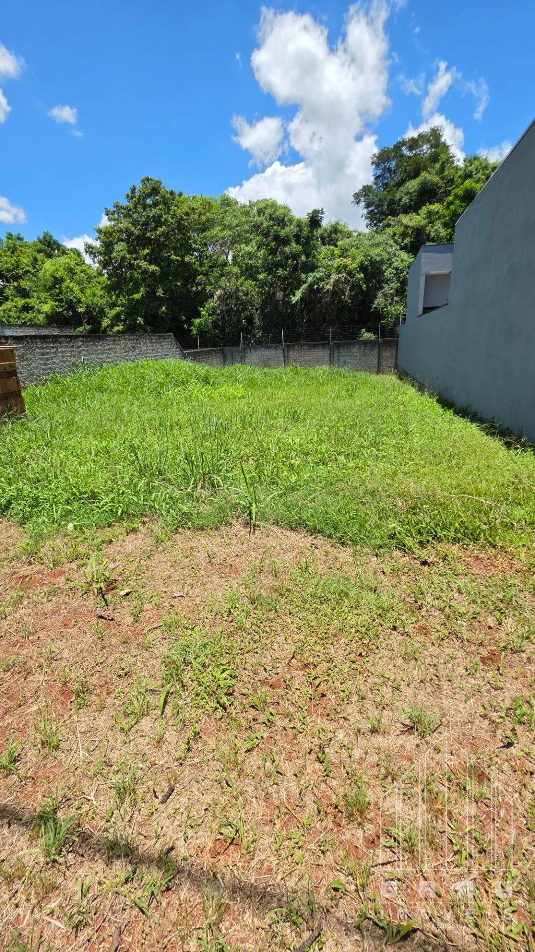 Terreno no Condomínio Araras  -  Foz do Iguaçu